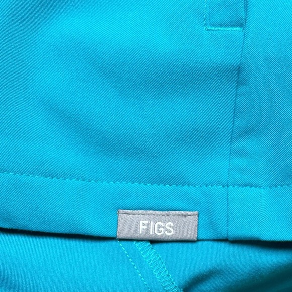 Figs Scrub Top Size M Teal Navy - Picture 6 of 7